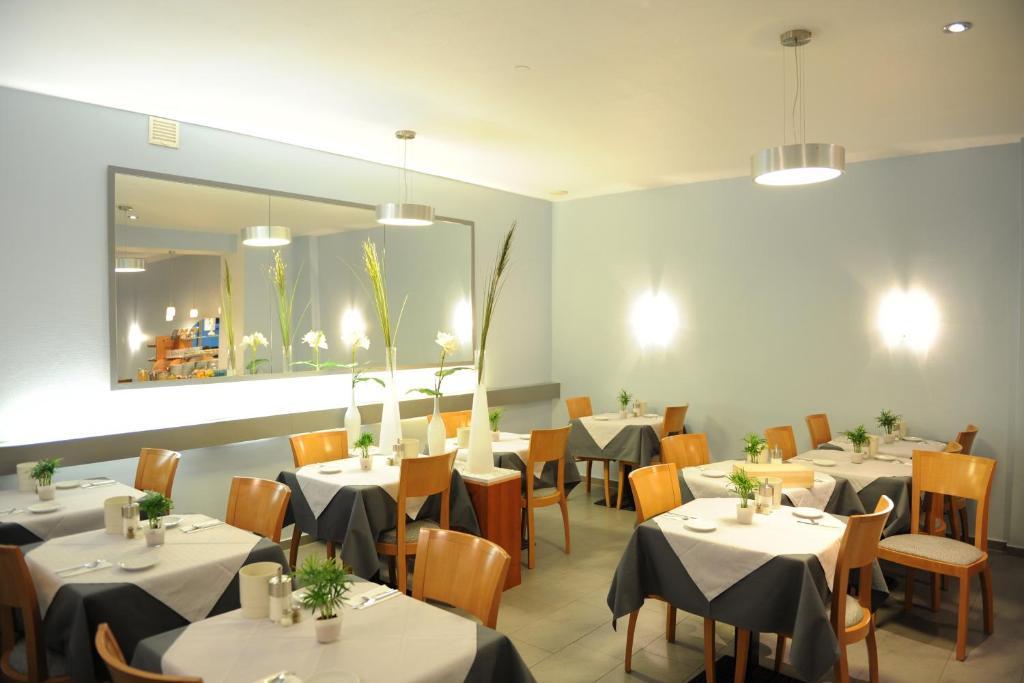 Central-Classic Hotel Stuttgart Exterior foto